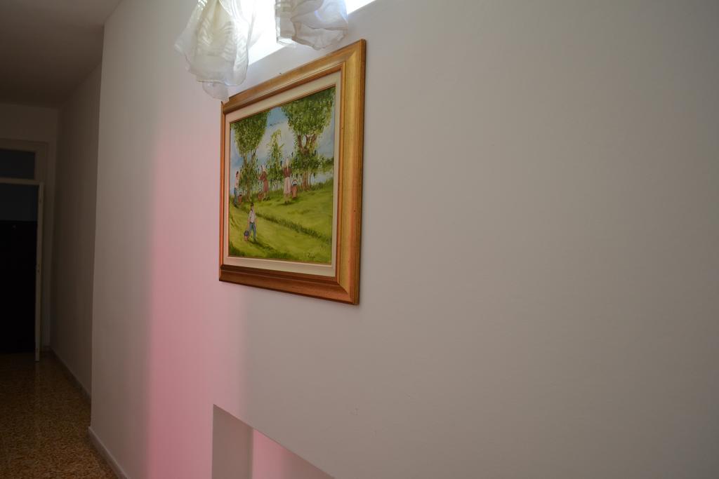 Home Willy Florence Phòng bức ảnh